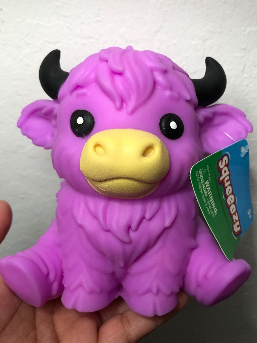 TOYMENDOUS 🐮 HIGHLAND COW Squishy Toy